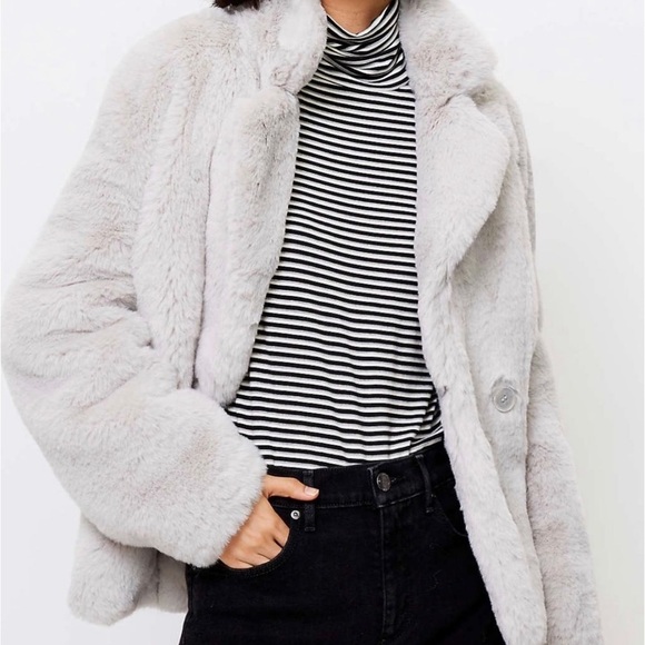 NWT LOFT Short (& Soft) Faux Fur Coat - Picture 1 of 5